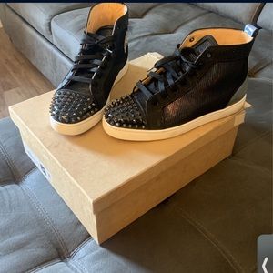 christian louboutin spikes orlato flat pat cl/mesh